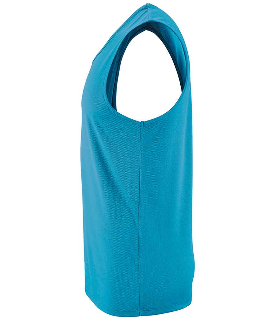 Aqua