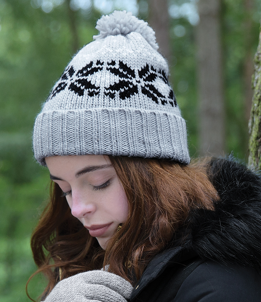 Beechfield Fair Isle Snowstar Beanie - Fire Label