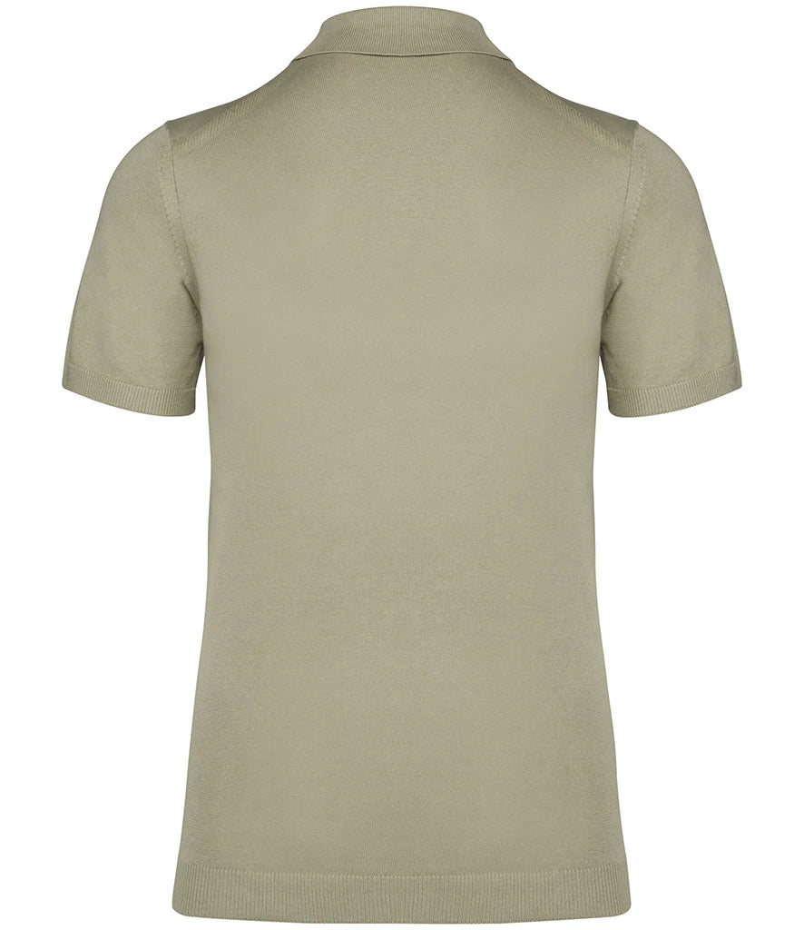 Almond Green