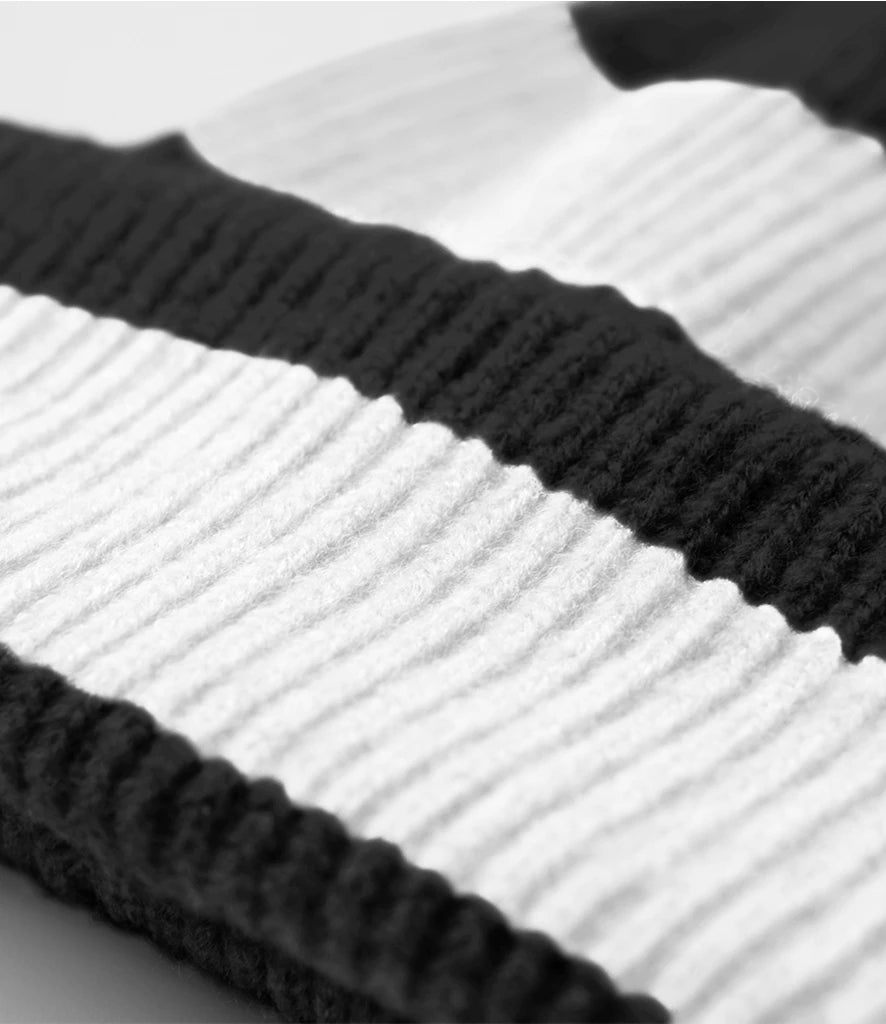 Black/Soft White