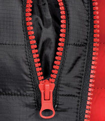Black/True Red