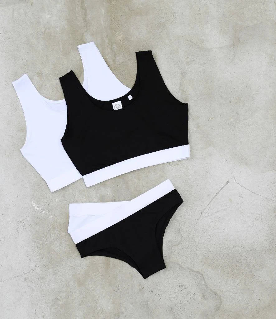 Black/White