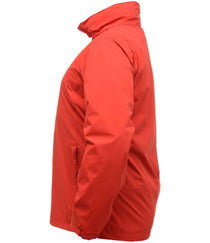 Classic Red/Classic Red