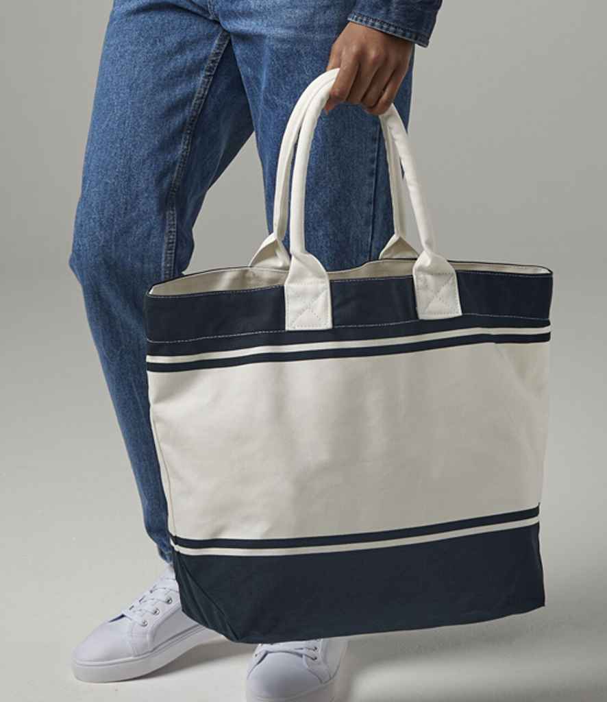 Navy/Off White