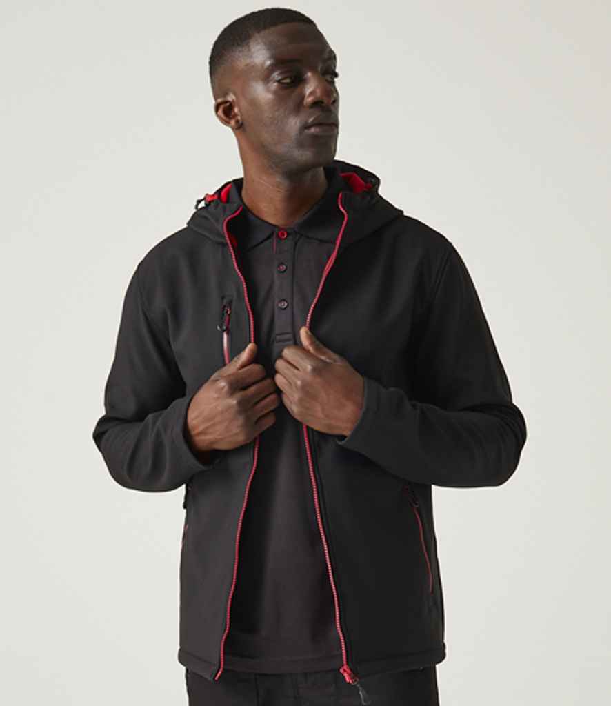 Black/Classic Red