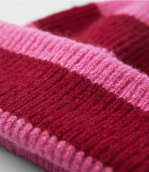 True Pink/Classic Red